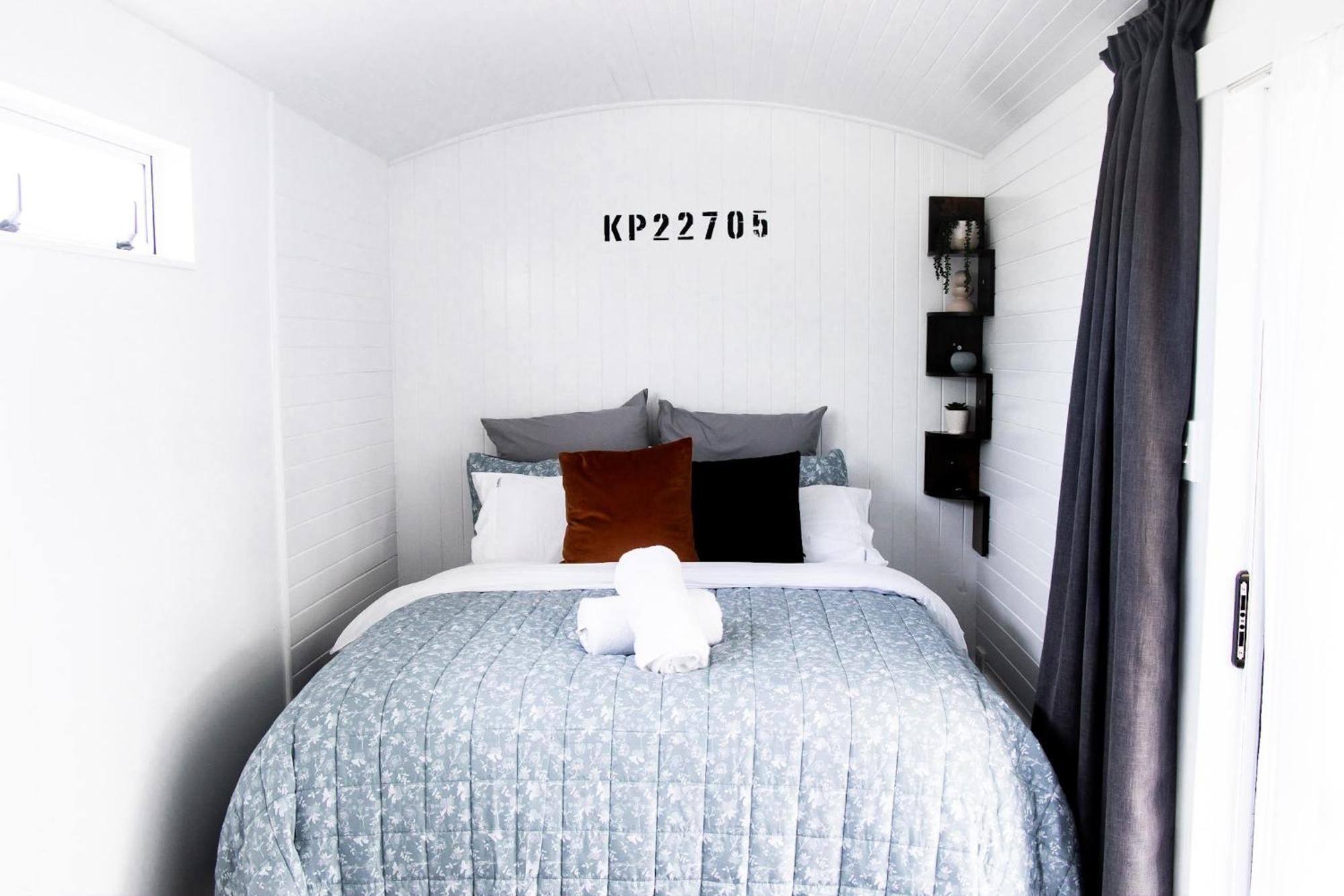 Rustic Rails Accommodation Dargaville Exterior photo